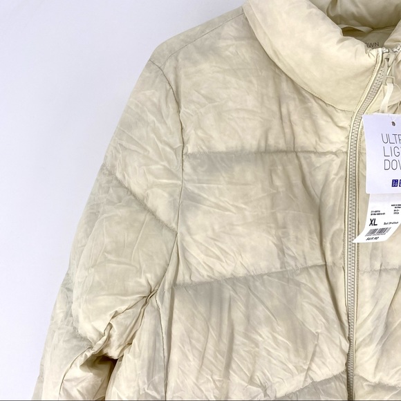 Uniqlo Women's Ultra Light Short Puffer Down Jacket - XL - Picture 3 of 7